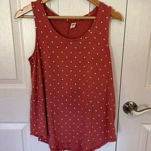 Old Navy sleeveless top.   Polka dot size M. Loose fitting.